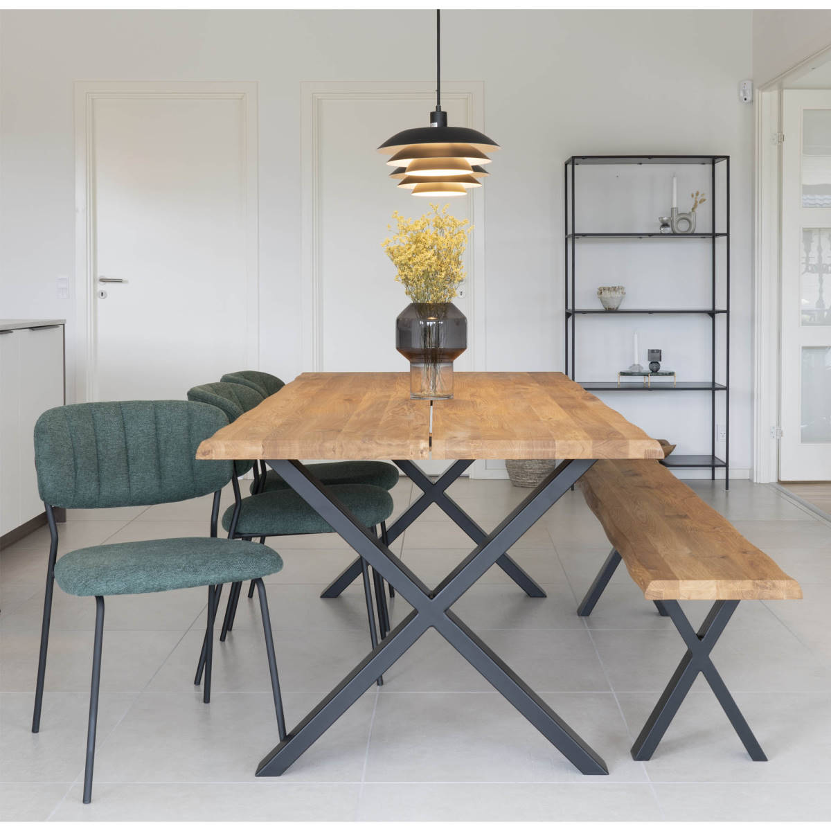Toulon Sitzbank Eiche massiv geölt 180 cm mit Metallbeinen