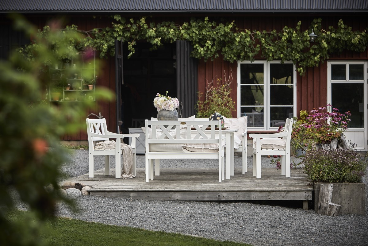 Läckö Gartensessel mit Armlehnen, Kernkiefer weiß